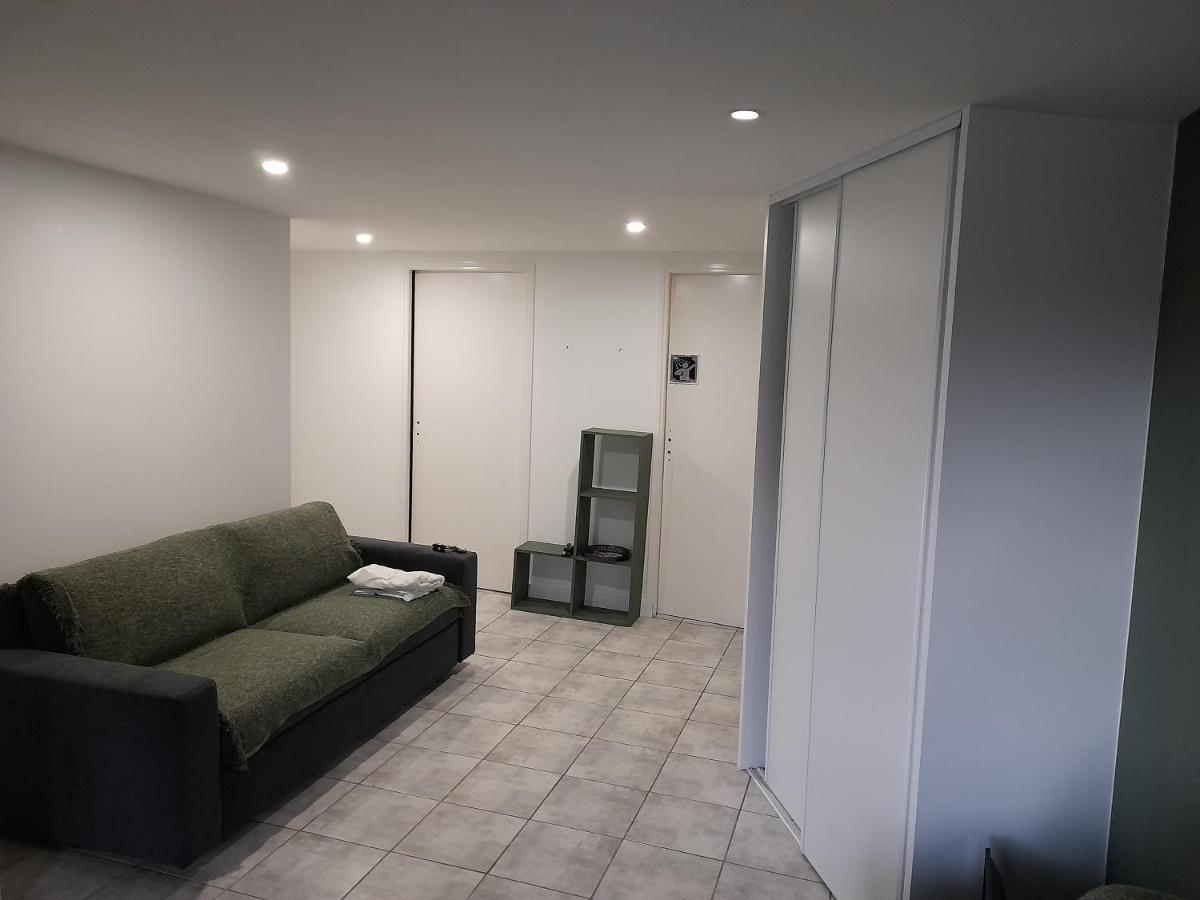 A 5 Mns Du Puy De Dome Avec Vue Imprenable Studio Rez De Jardin 24M2 Neuf A Laschamps Saint-Genes-Champanelle Exterior photo